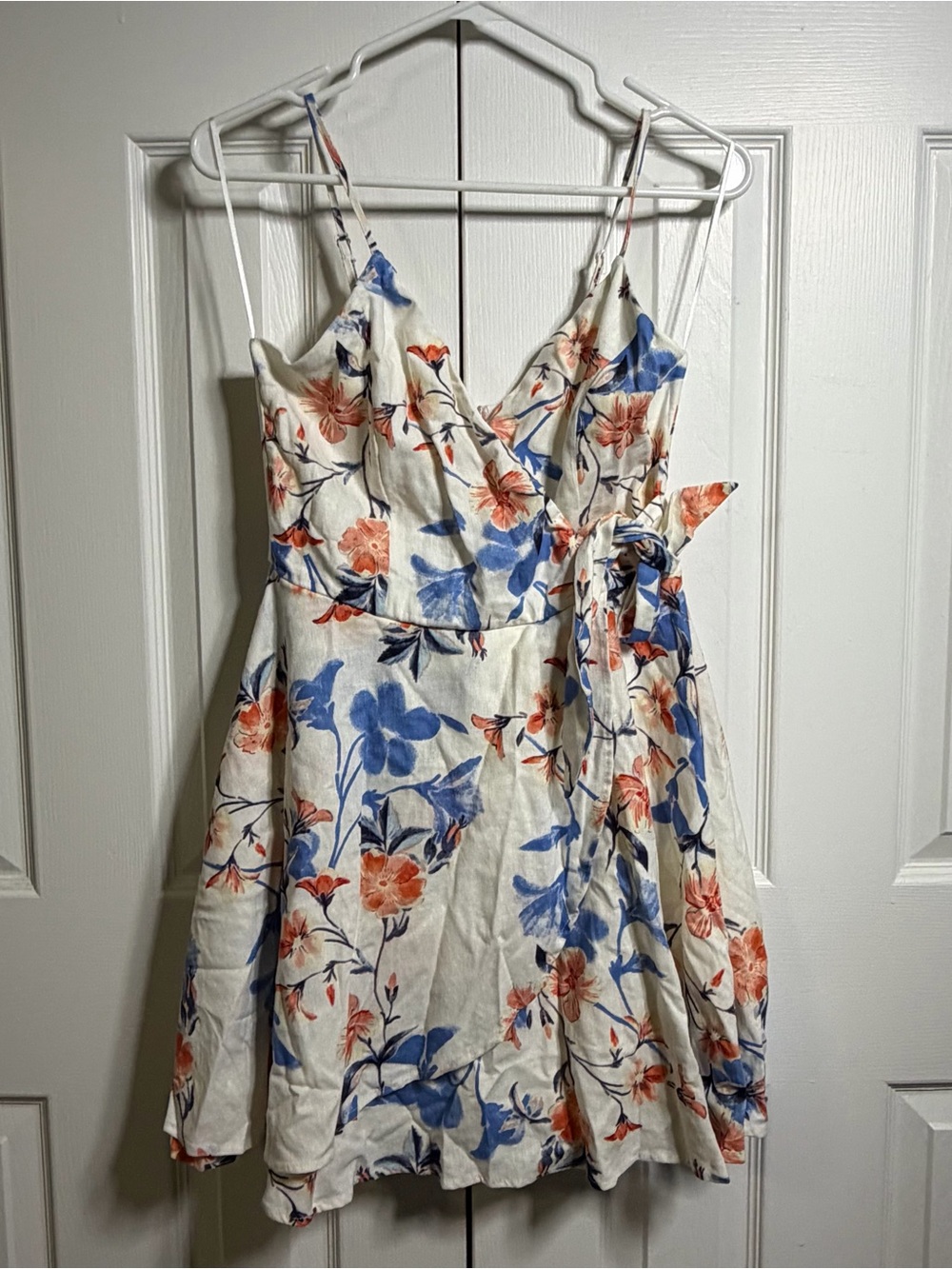 mi ami White wrap Mini Dress with Blue & Orange Floral Print medium linen blend